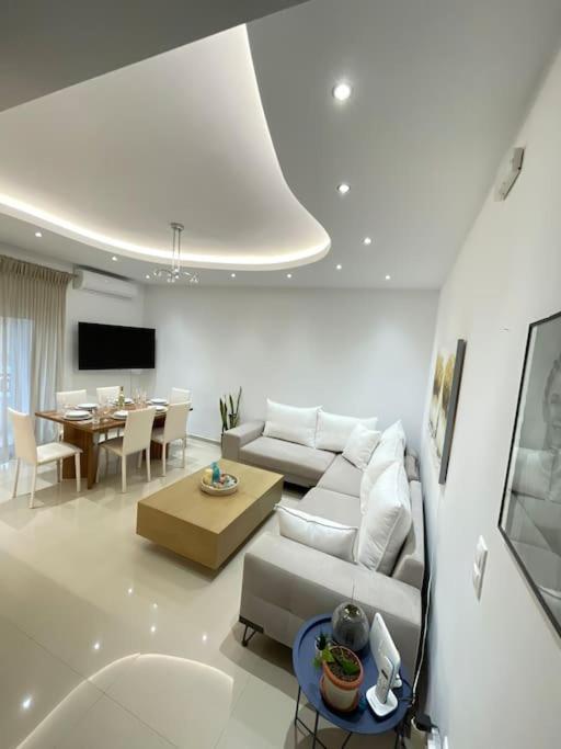 The Cosy Nest - Breakfast Lncluded Rhodes City